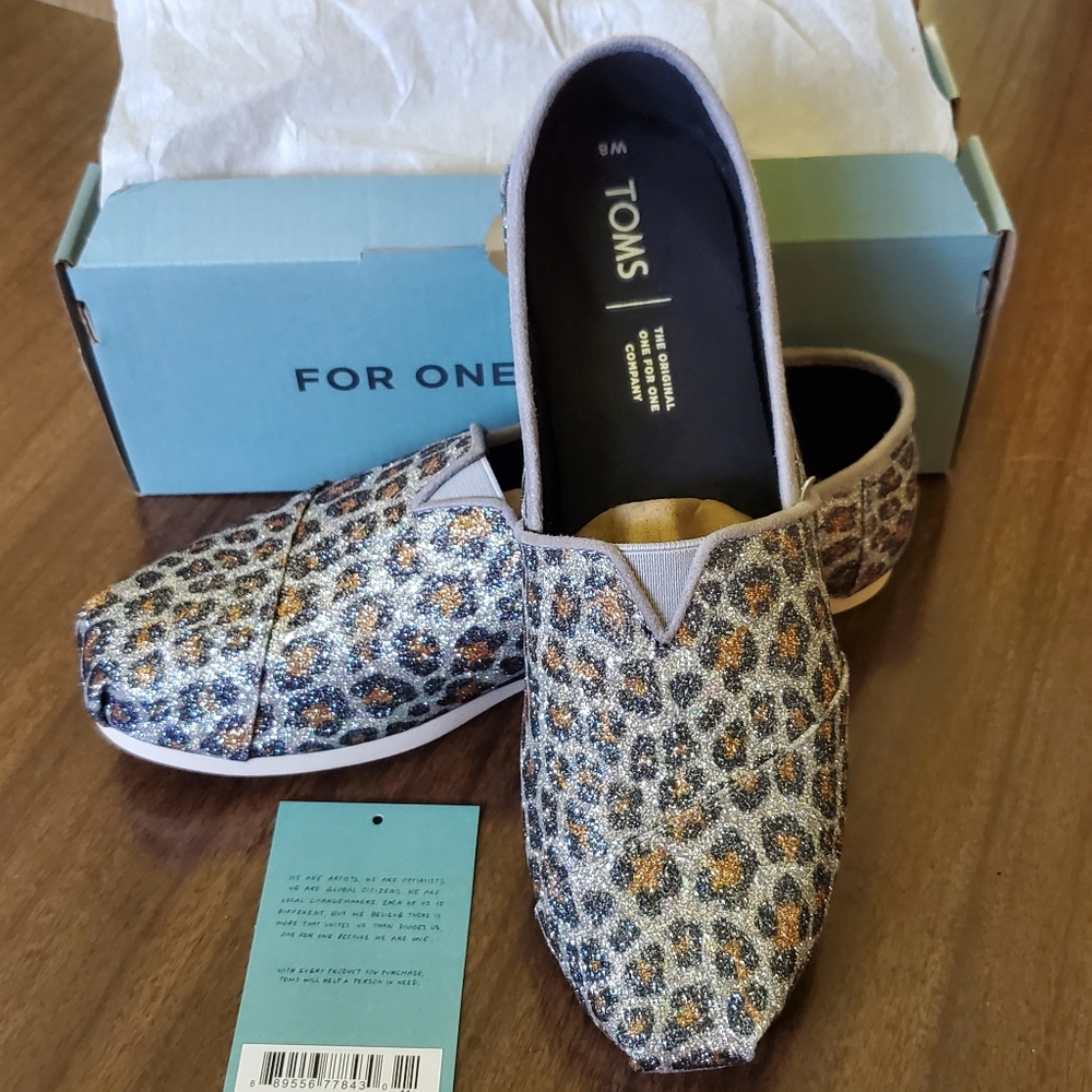 Toms classic silver glitter cheetah print, women's sz 8